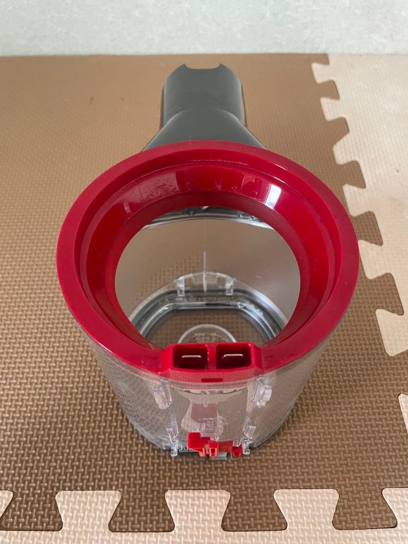 【ジャンク品】ダイソンV8 Slim Fluffy+ 　コードレスクリーナー