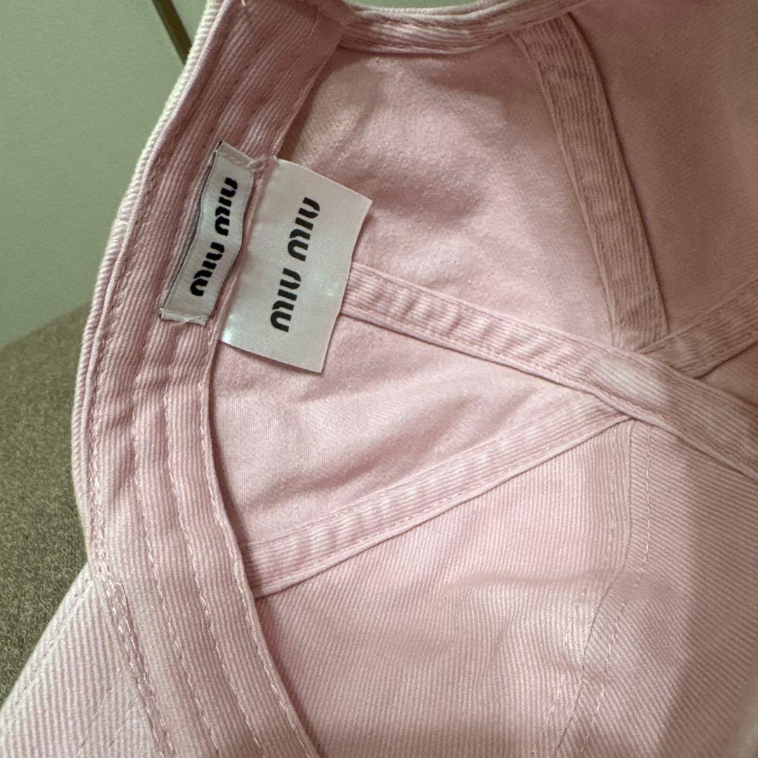 miu miu ピンク ベースボールキャップ