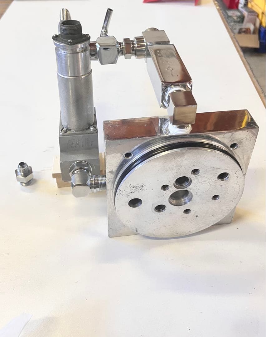 ハイドロ　ブロック、チェック、スロー、フィッティング等