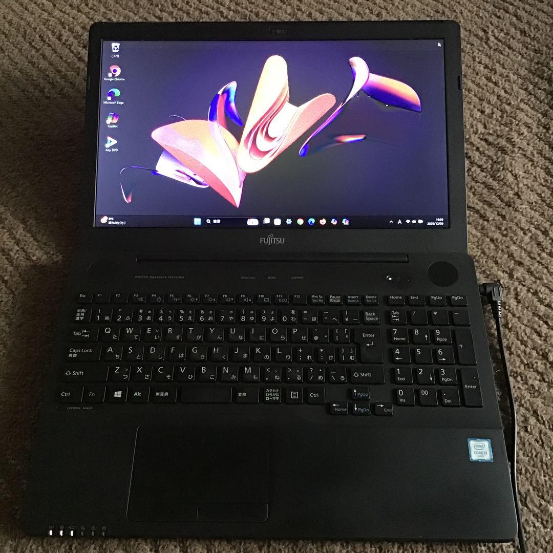 ★富士通　LIFEBOOK 最新Win11Pro 六世代Core i3/ SSD