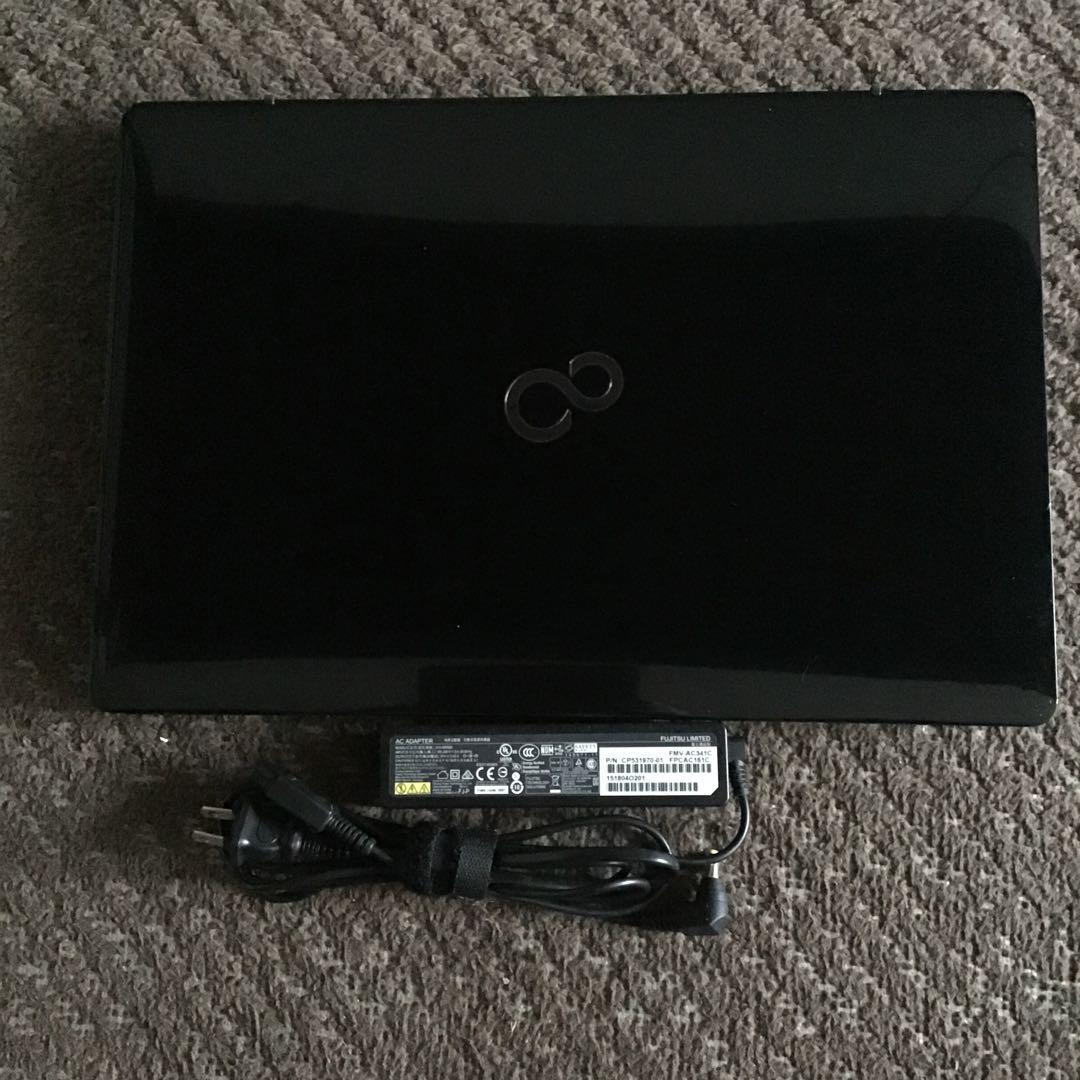 ★富士通　LIFEBOOK 最新Win11Pro 六世代Core i3/ SSD