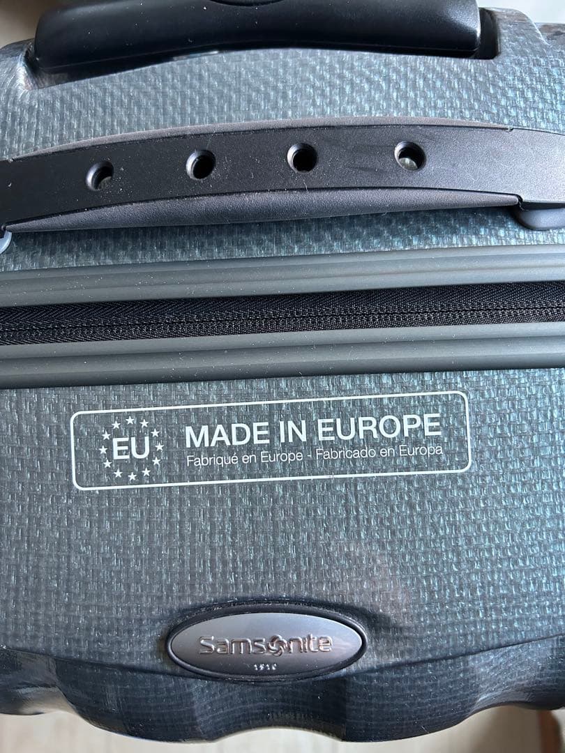 超軽量！サムソナイト　コスモライト68L