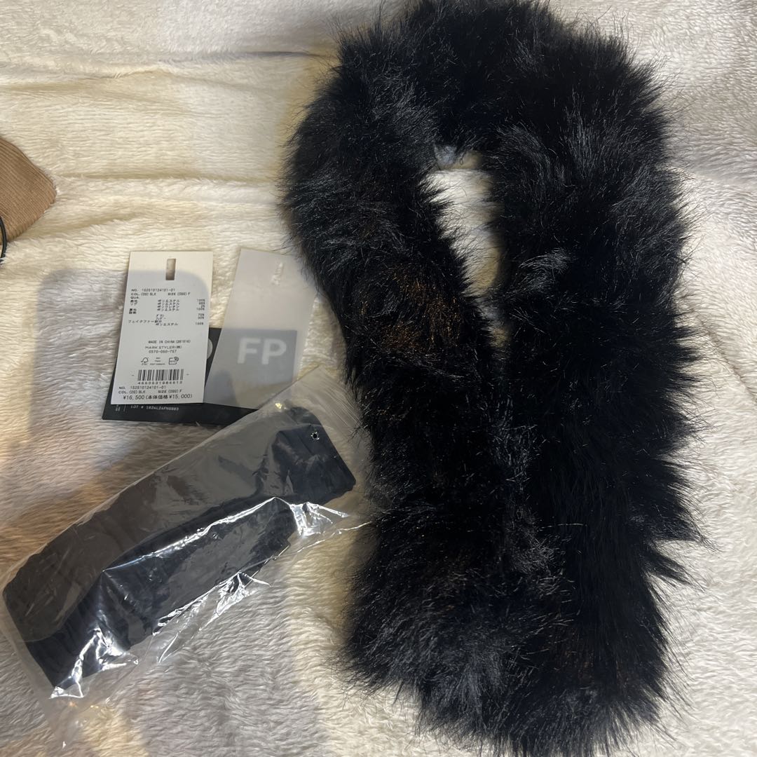 リゼクシー　ショートダウンジャケット