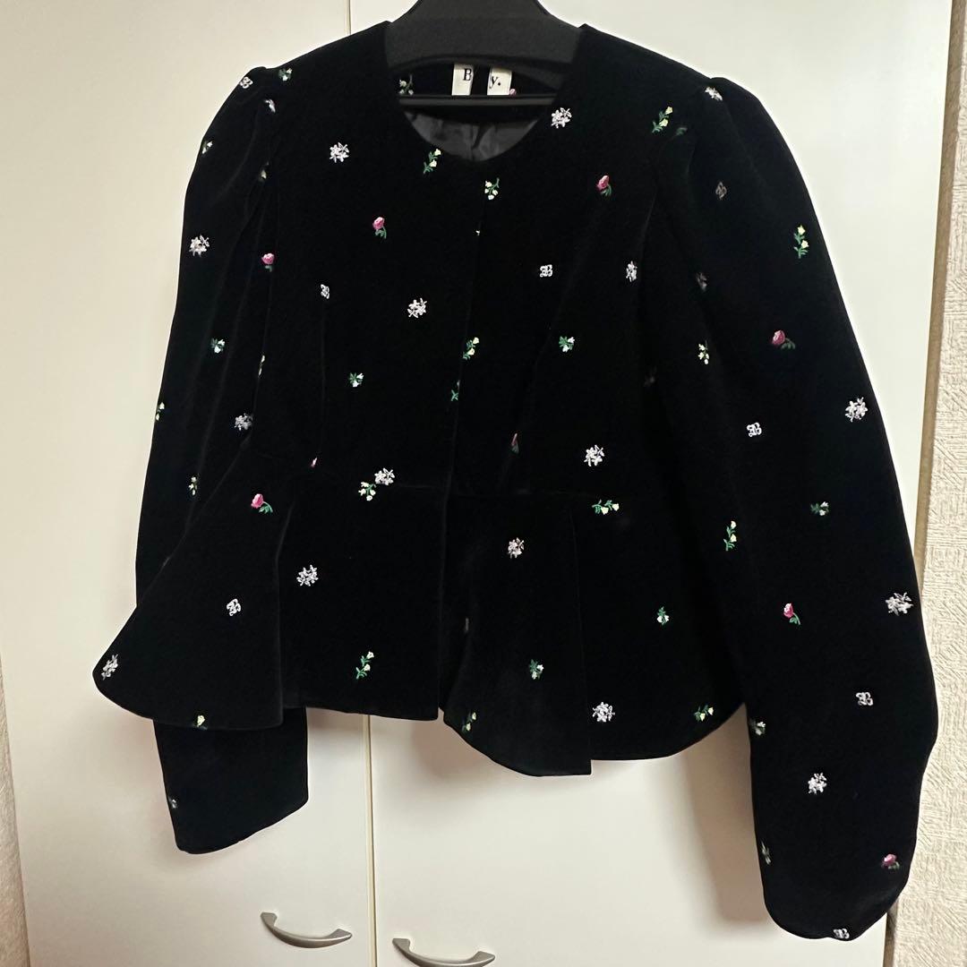 トップス Bibiy B. STARRY PEPURAMU CARDIGAN