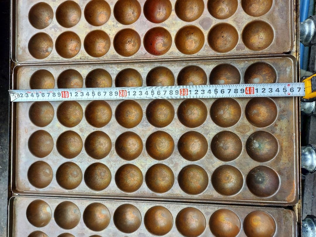 イベント即戦力❗たこ焼き器 銅板32穴×３面45ミリ大玉　LPガス