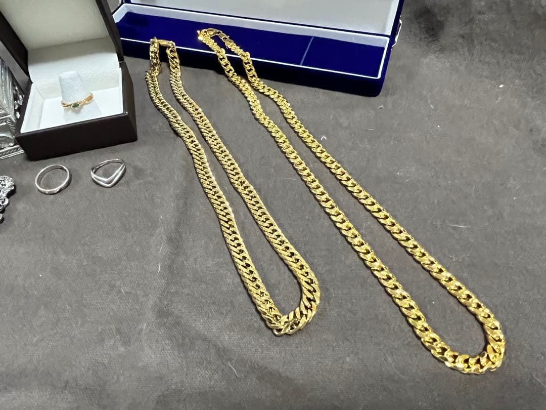 遺品整理　ゴールドネックレス　K18リング　Ptリング　アンティークブローチ