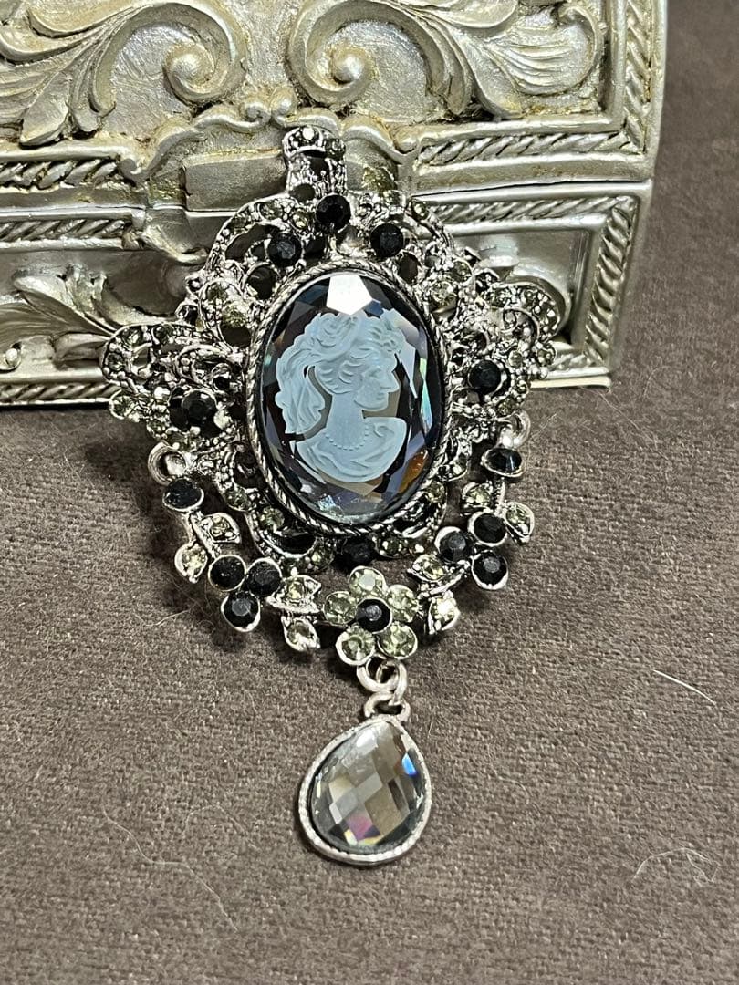 遺品整理　ゴールドネックレス　K18リング　Ptリング　アンティークブローチ