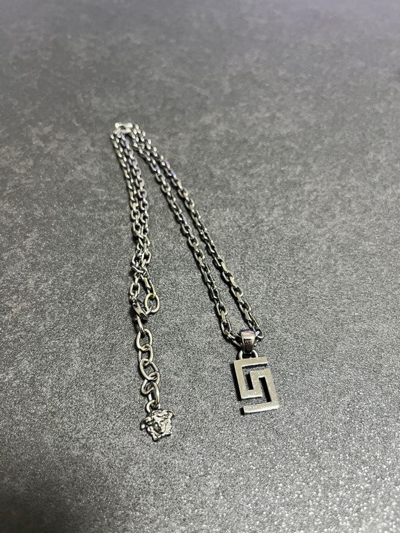 【値下げ】ヴェルサーチ　ネックレス　【箱付き】