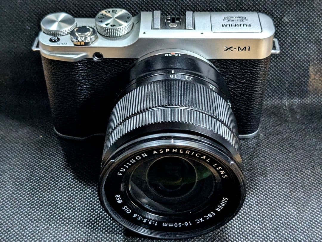 FUJIFILM ミラーレス一眼 X-M1 レンズキット（使用済み中古品）