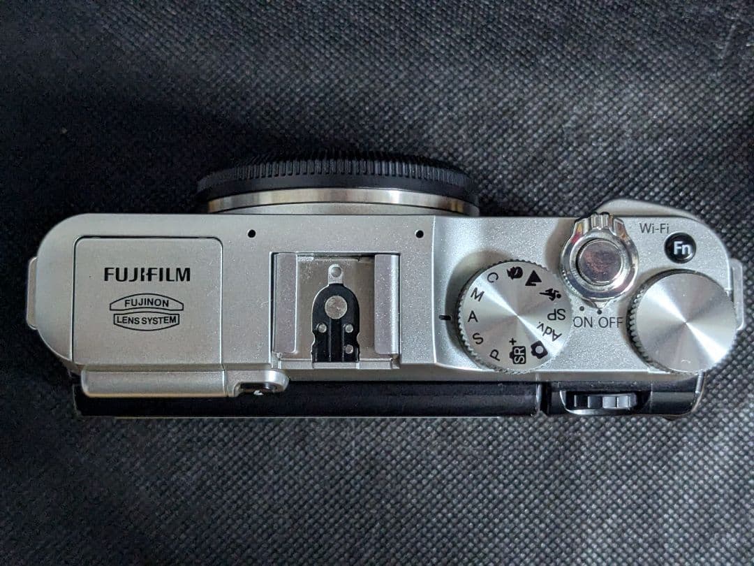 FUJIFILM ミラーレス一眼 X-M1 レンズキット（使用済み中古品）