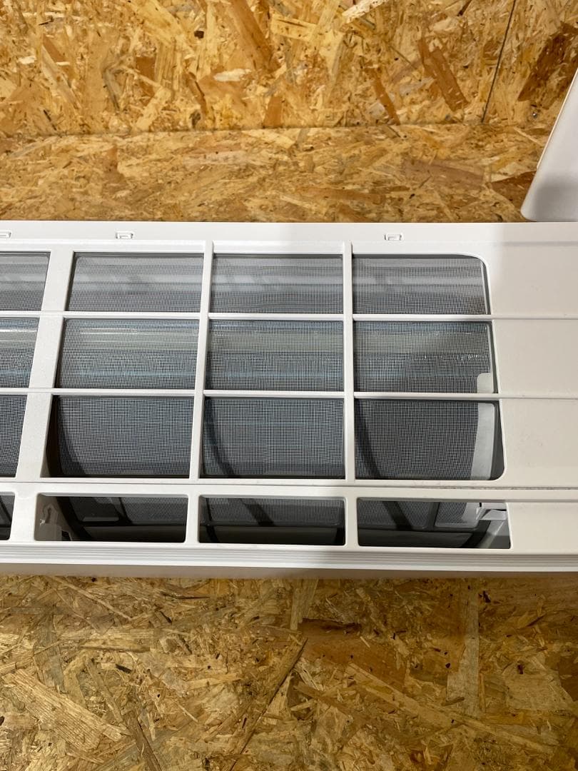 つ*や様 RIAIR エアコン YHA-S22P-W 2024年製 6畳　660