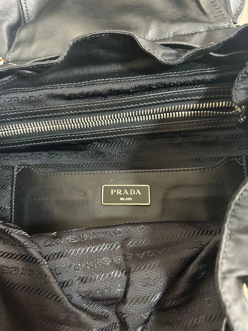 【美品】お値引き✨PRADA ヒョウ柄リュック