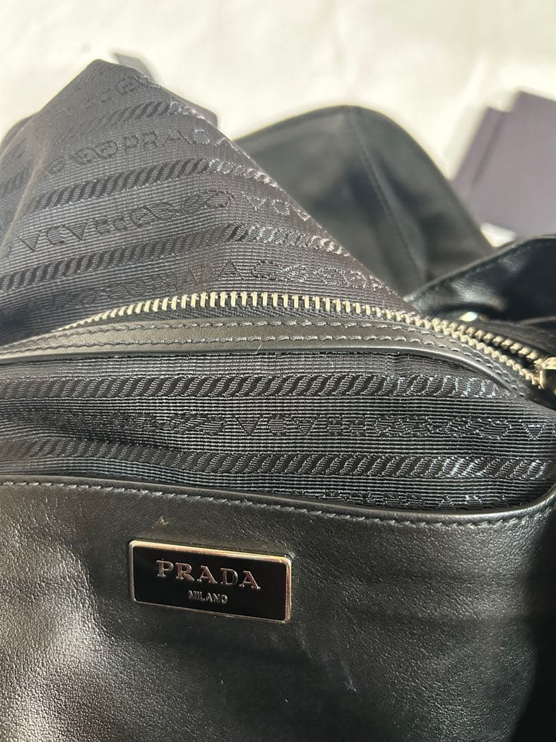 【美品】お値引き✨PRADA ヒョウ柄リュック