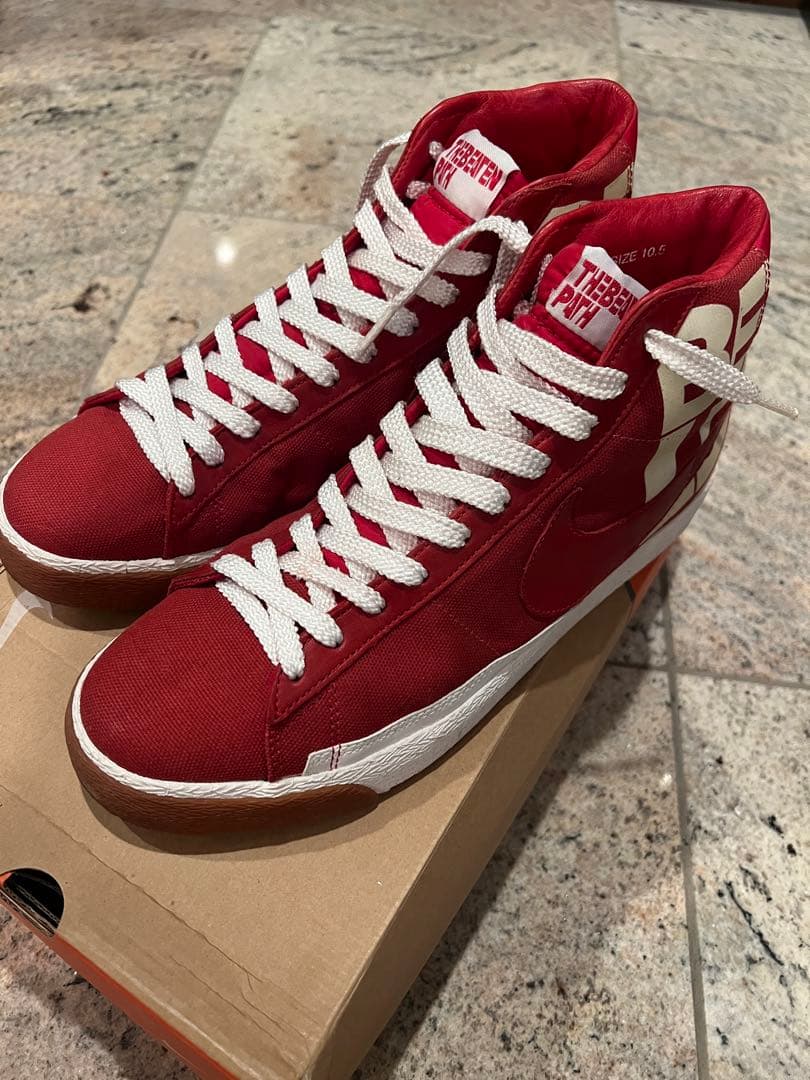 超美品2005年 NIKE BLAZER 73 ビューティフルルーザーズ