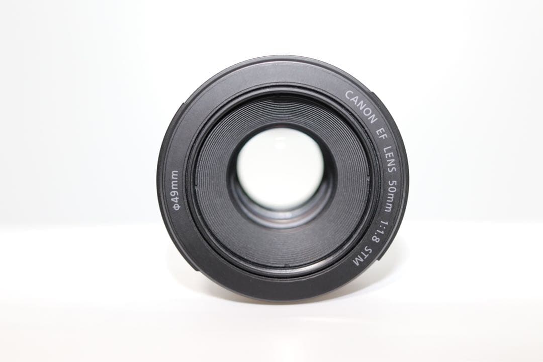 ☆美品【Canon】EF 50mm F1.8 STM 単焦点 キャノン キヤノン