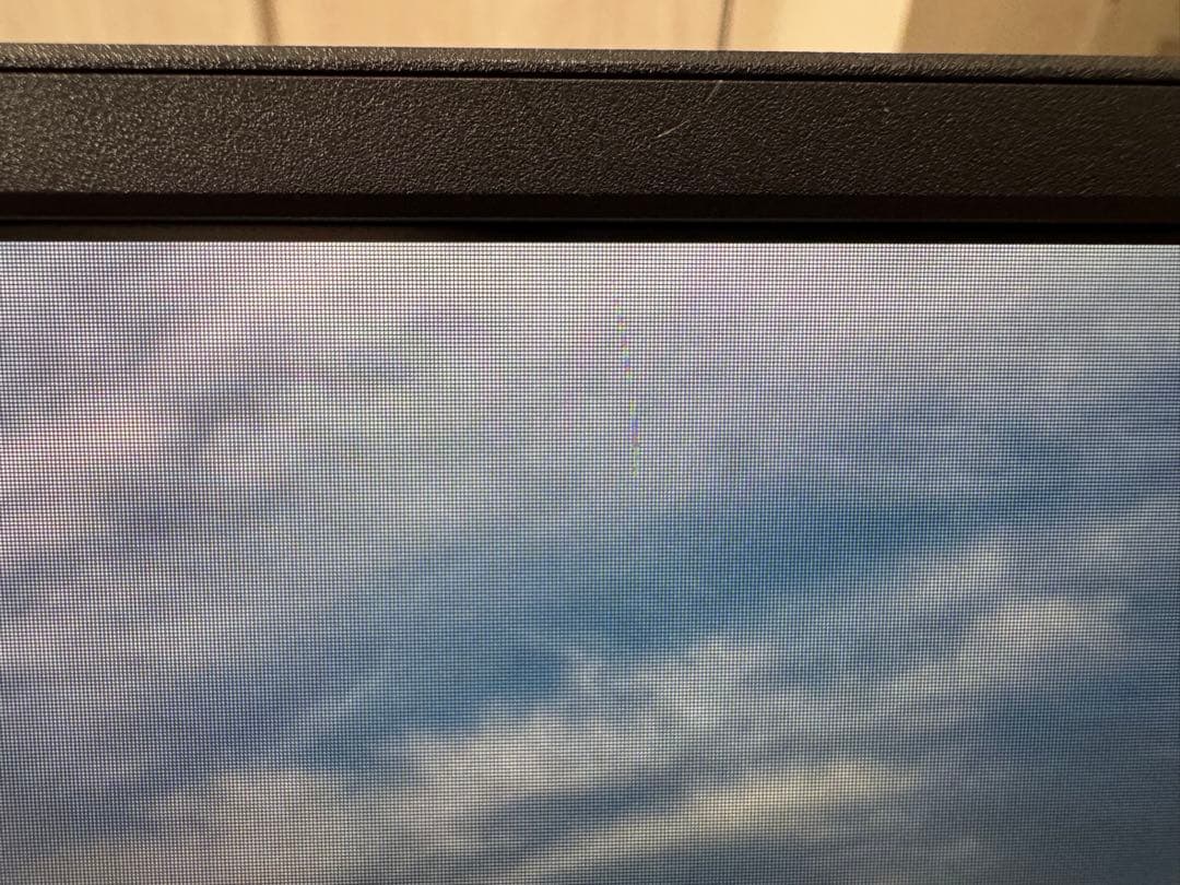 DELLデスクトップ一体型PC✨第8世代❗️Pentium❗️SSD搭載✨メモ4GB