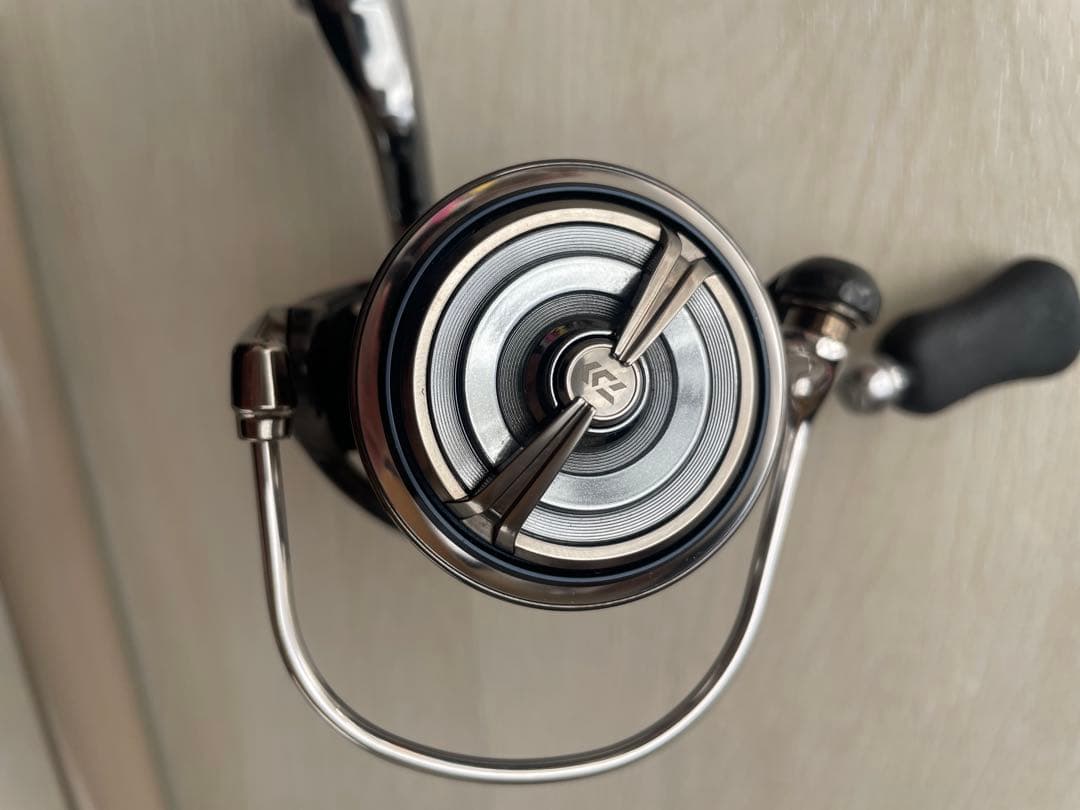 ダイワ　イグジスト　LT2500S スピニングリール　フィネスカスタム