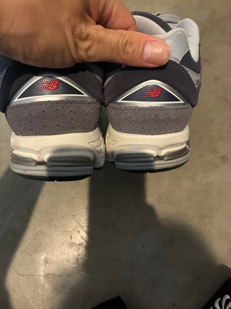 ぶ*ち様 美品　New Balance 2002RSF ネイビー ランニングシュ