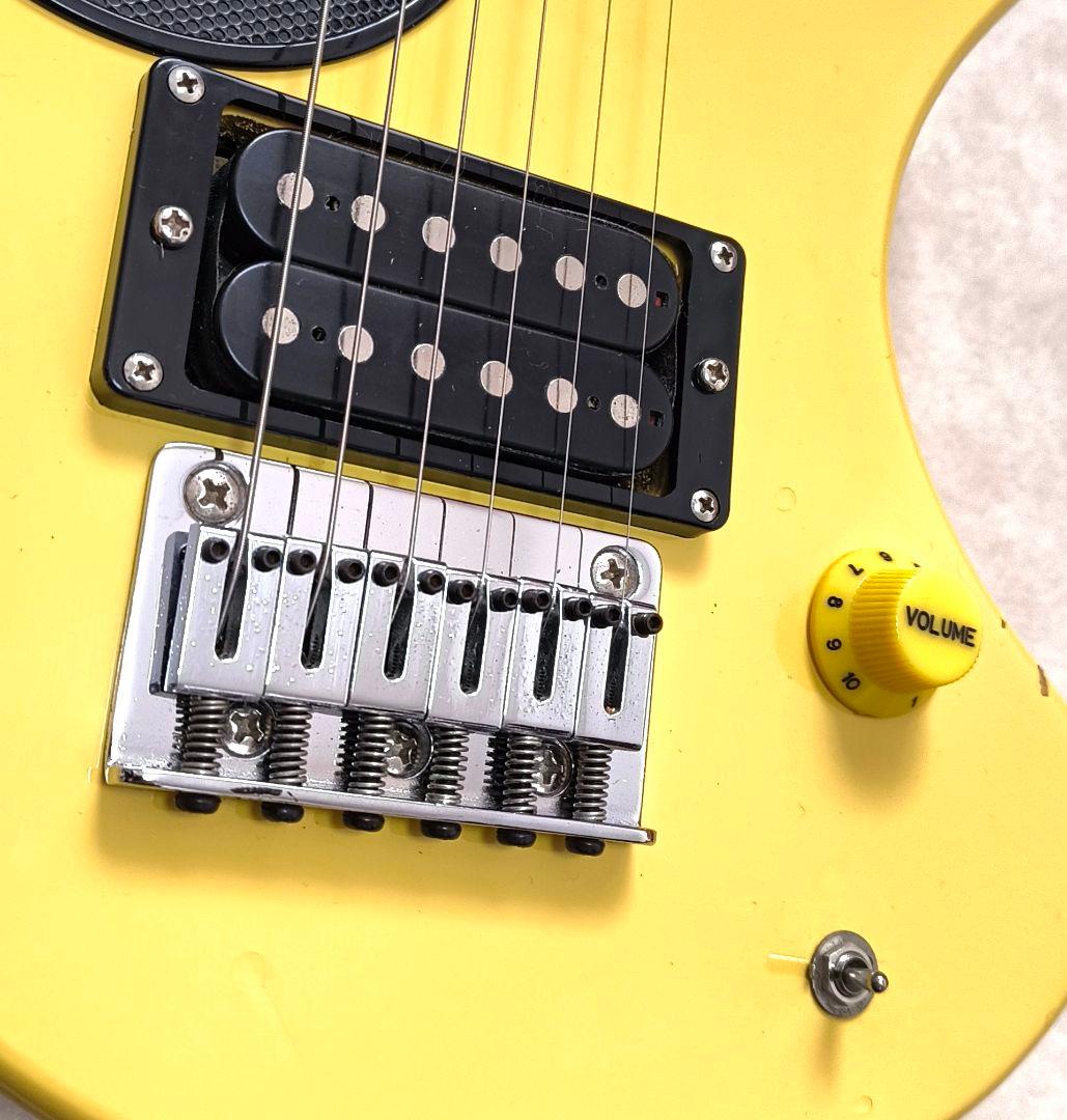 【美品】ZO-3 イエロー アンプ内蔵ミニギター ヘッドフォン端子付