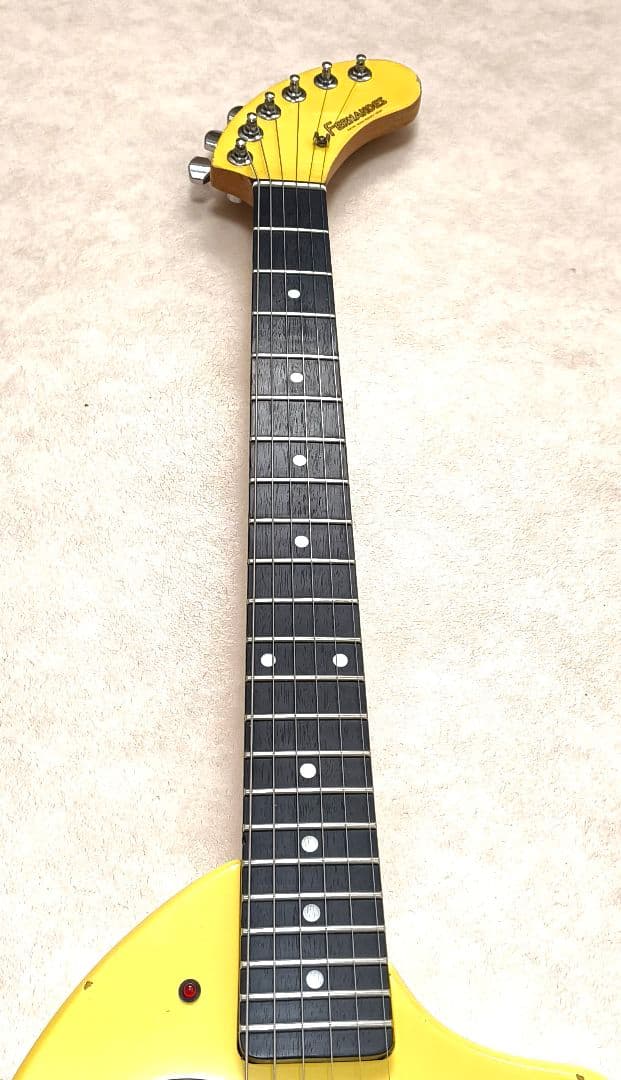 【美品】ZO-3 イエロー アンプ内蔵ミニギター ヘッドフォン端子付