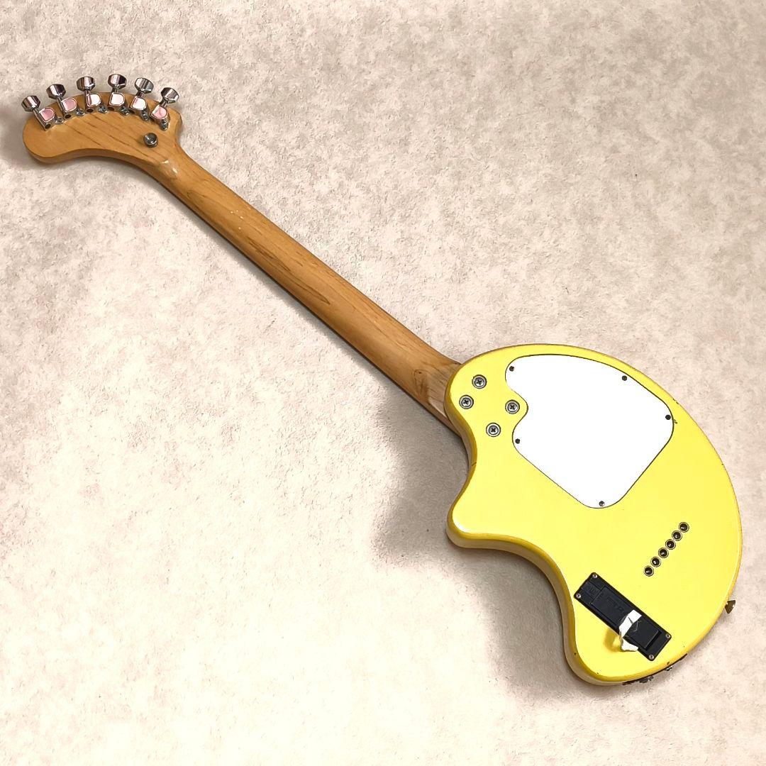 【美品】ZO-3 イエロー アンプ内蔵ミニギター ヘッドフォン端子付