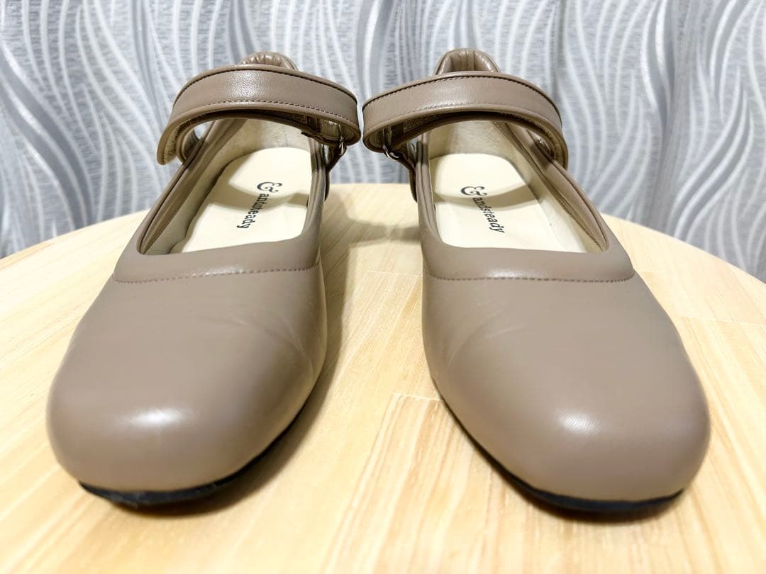 幅狭　甲薄　パンプス