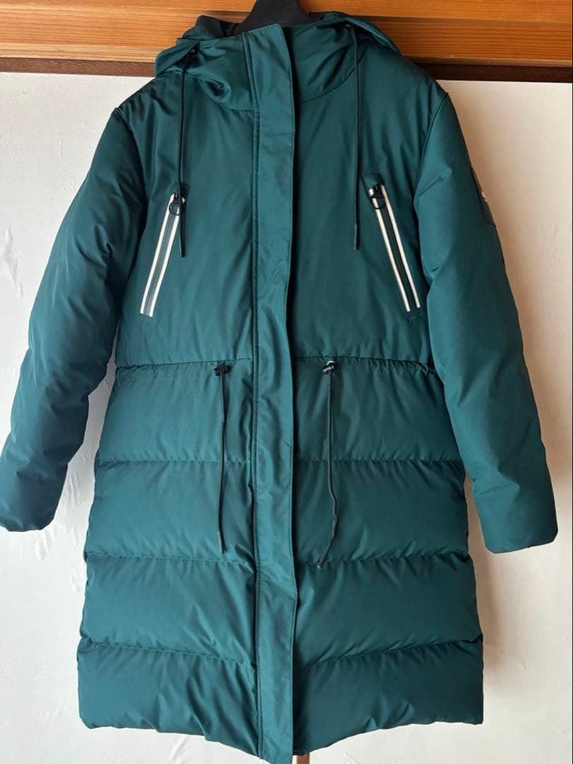 美品　エーグル　ダウンジャケット