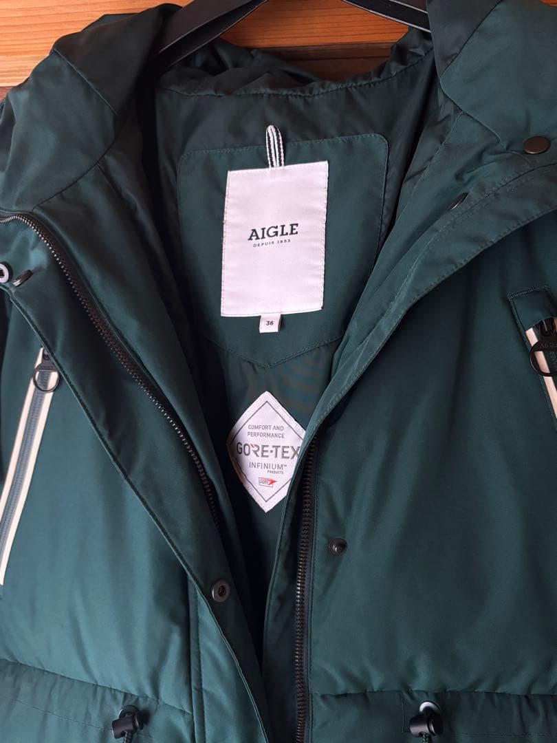 美品　エーグル　ダウンジャケット