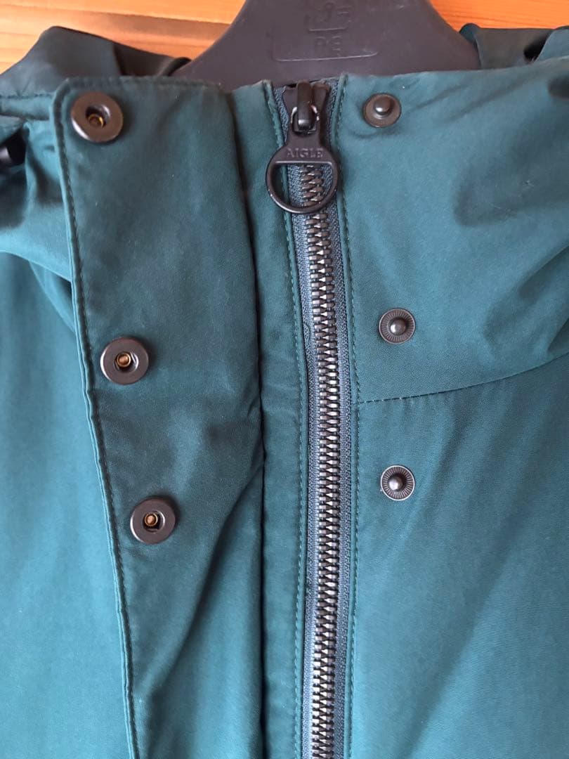 美品　エーグル　ダウンジャケット