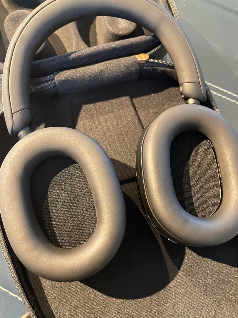 SONYワイヤレスノイズキャンセリングステレオヘッドセット