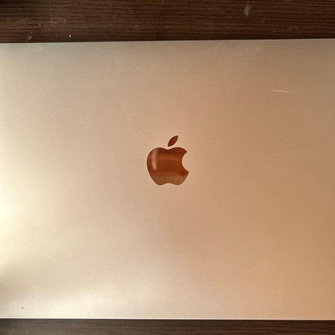 Apple MacBook Pro シルバー