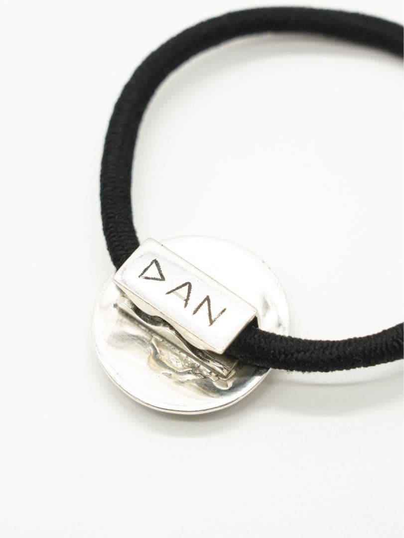 DAN × TOUAREG/コンチョヘアゴムブレスレット