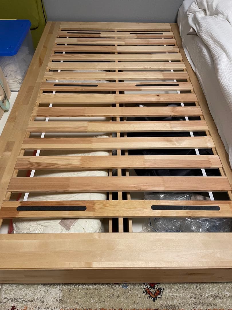 IKEA ベッドフレーム(セミダブル)＊シングルも出品中です＊