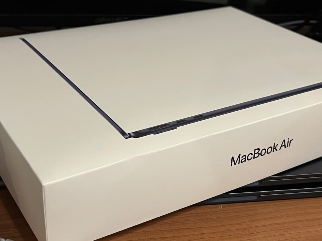 M2 MacBook Air 8G / 512G 本体、箱、付属品一式