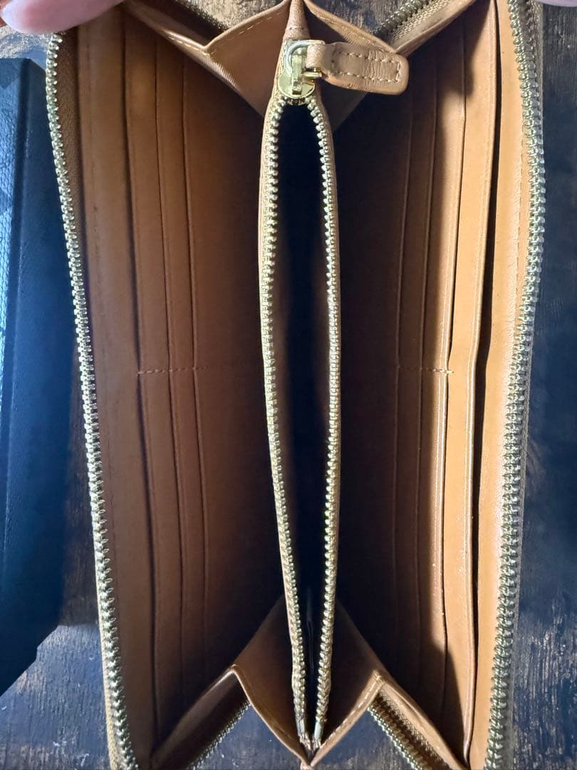 MCM 長財布　新品同様　箱付き　メンズ　レディース