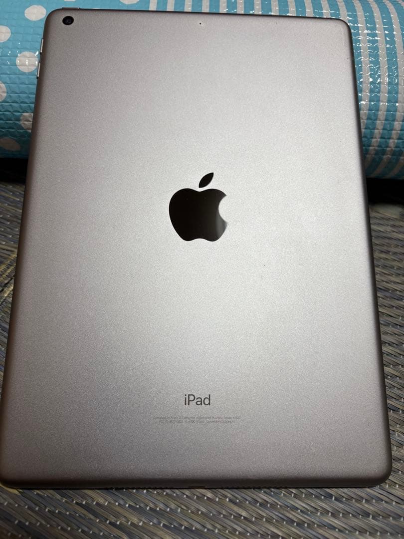 ipad 第5世代 WiFiモデル 32GB シルバー