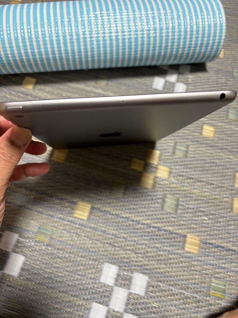 ipad 第5世代 WiFiモデル 32GB シルバー