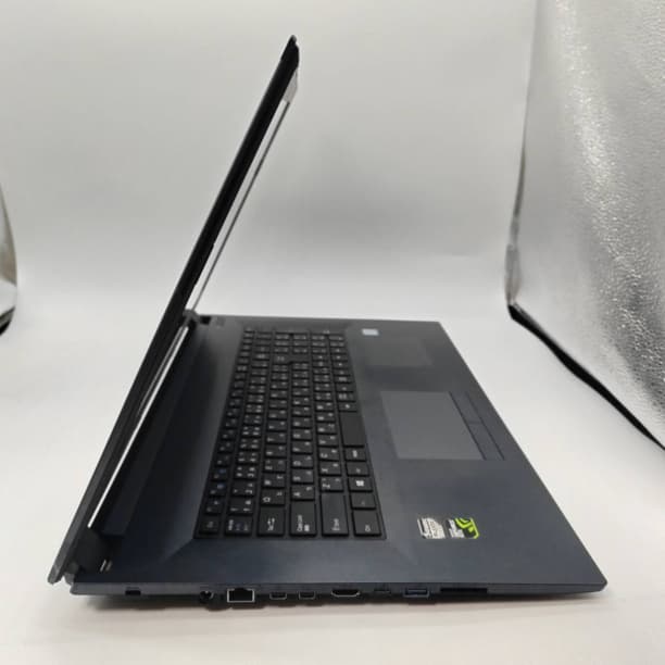 大画面17インチ バッテリー新品 フルHD i7-7 SSD256GB オフィス