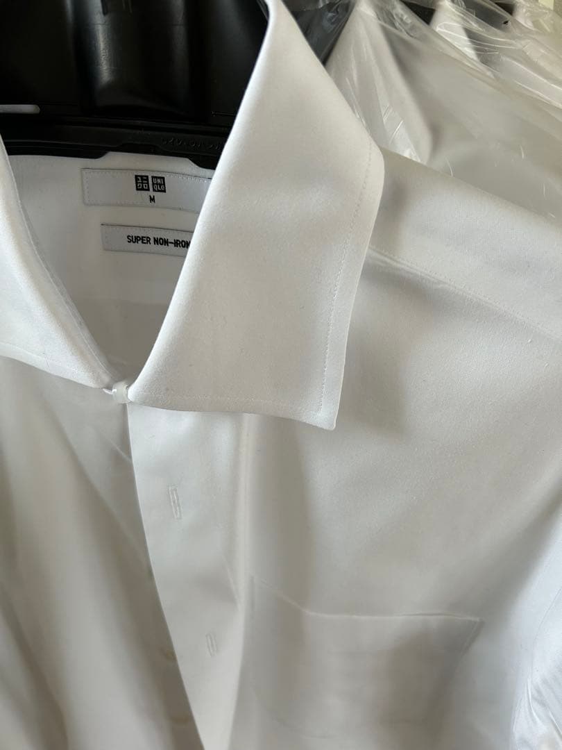 7着　UNIQLO ユニクロ　スーパーノンアイロンM slim fit 2025