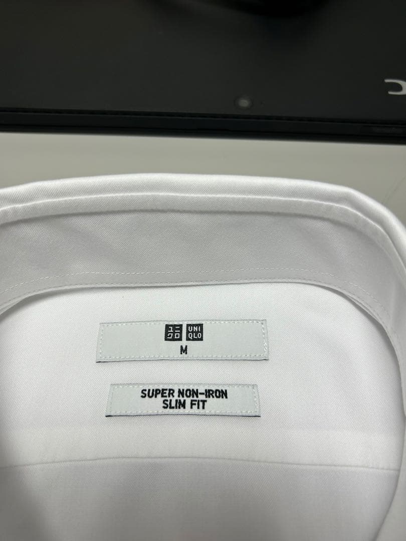 7着　UNIQLO ユニクロ　スーパーノンアイロンM slim fit 2025