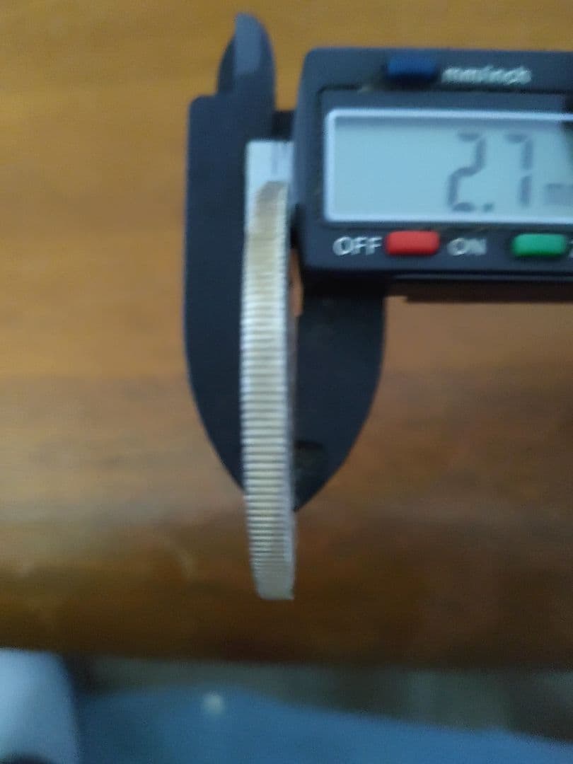 旧1円銀貨　明治3年　大型貨幣　旧貨幣　銀質保証　銀貨　SV900 　鱗明瞭