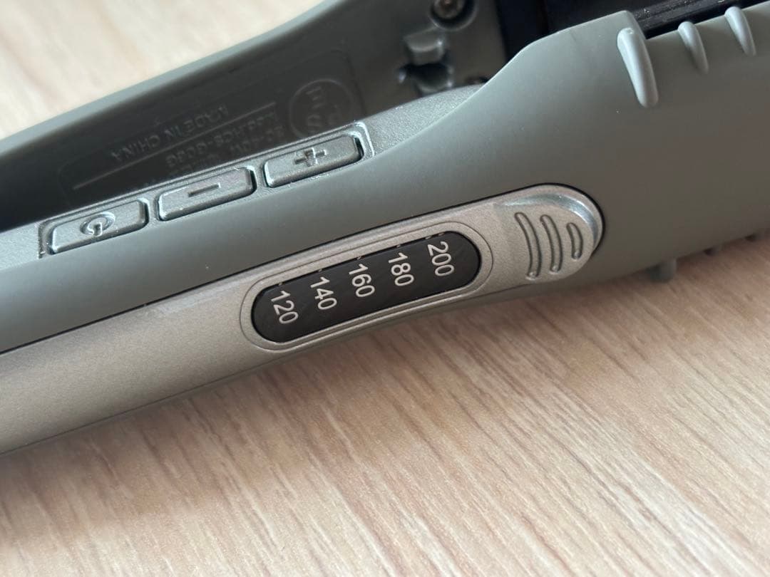 MAGNET ストレートヘアアイロン