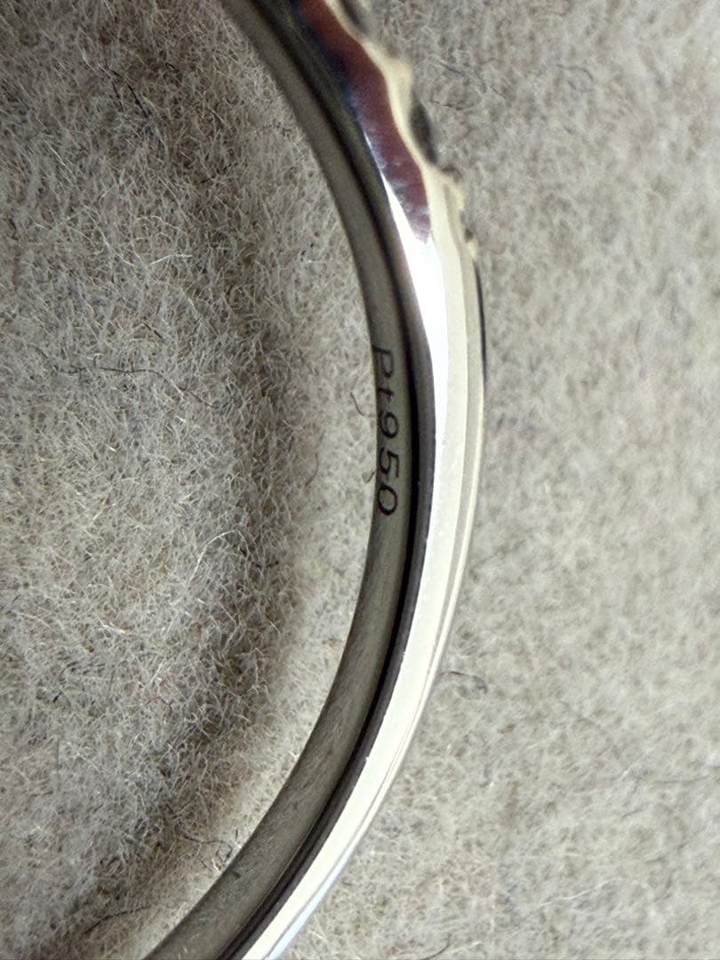 プラチナ エメラルド リング 12号