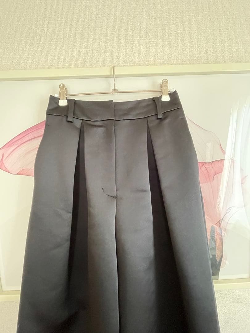 heve ヘイヴ　サテンフレアガウチョパンツ　38サイズ