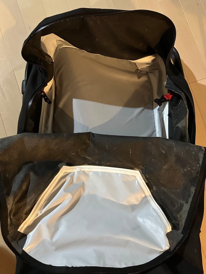 【美品】ARC’TERYX ROLLING DUFFEL V110 入手困難