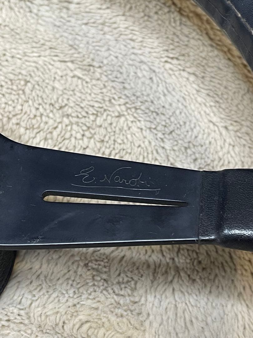 ナルディ　パーソナルステアリングホイール、クラシック360mmレザーモデル