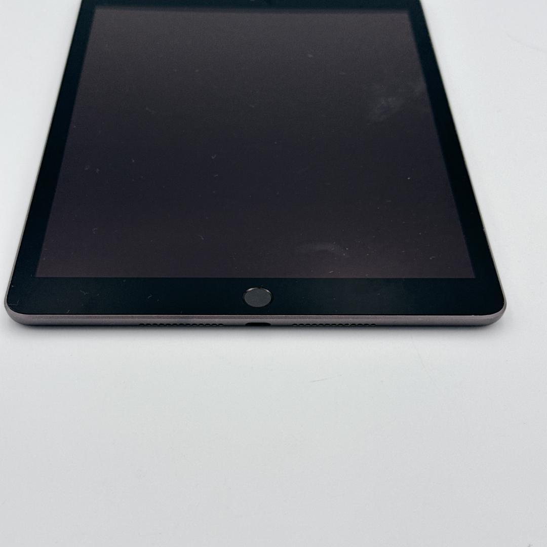 【良品】iPad (第7世代) 32GB Wi-Fi+Cellularモデル