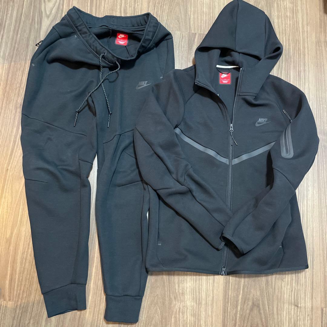 【最終値下げ】【試着のみ】Nike ブラック フルジップフーディ