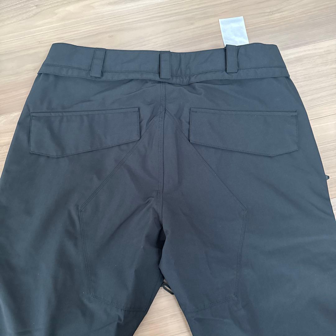 新品　VOLCOM ウェア　スノー　上下セット　Lサイズ　2025 セットアップ