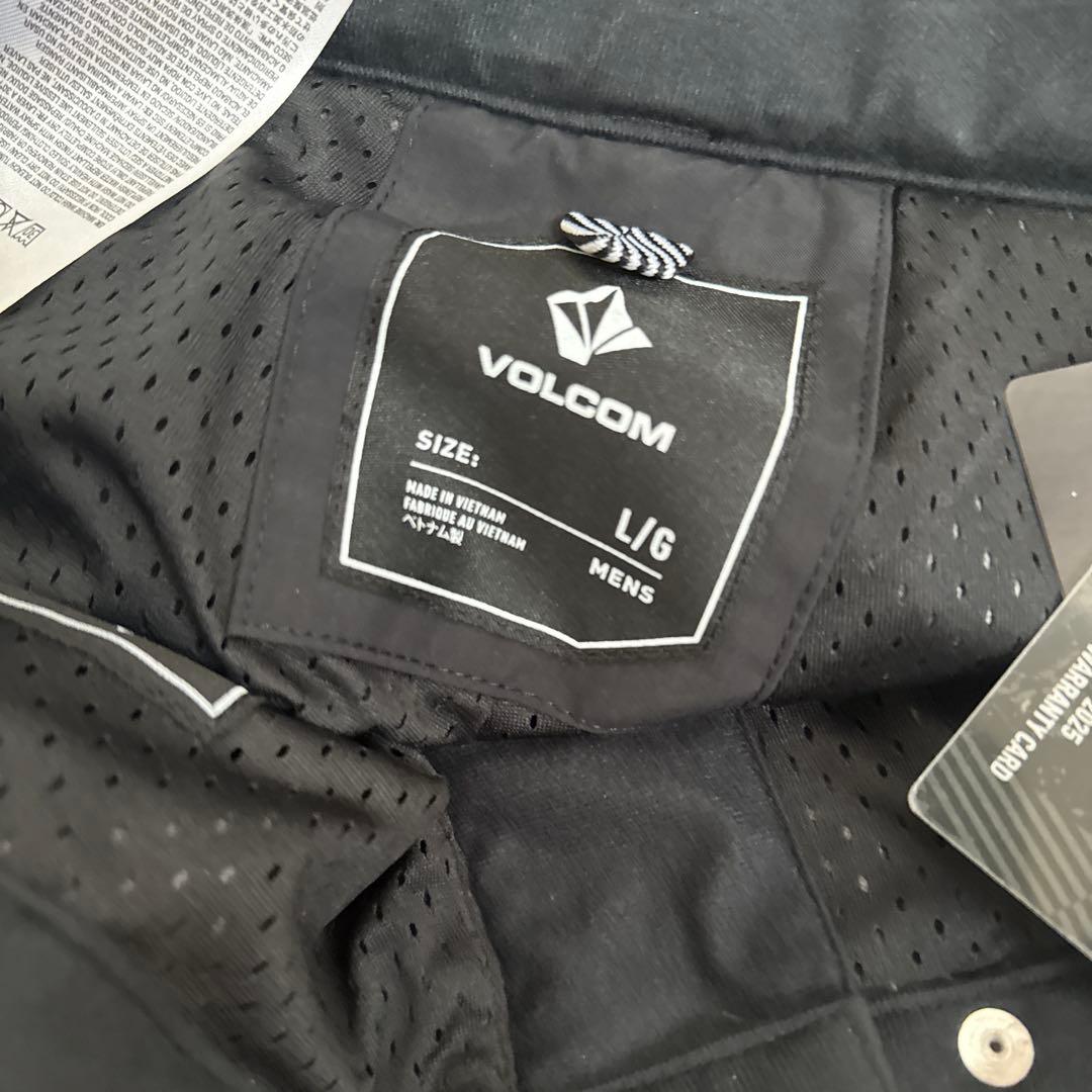 新品　VOLCOM ウェア　スノー　上下セット　Lサイズ　2025 セットアップ